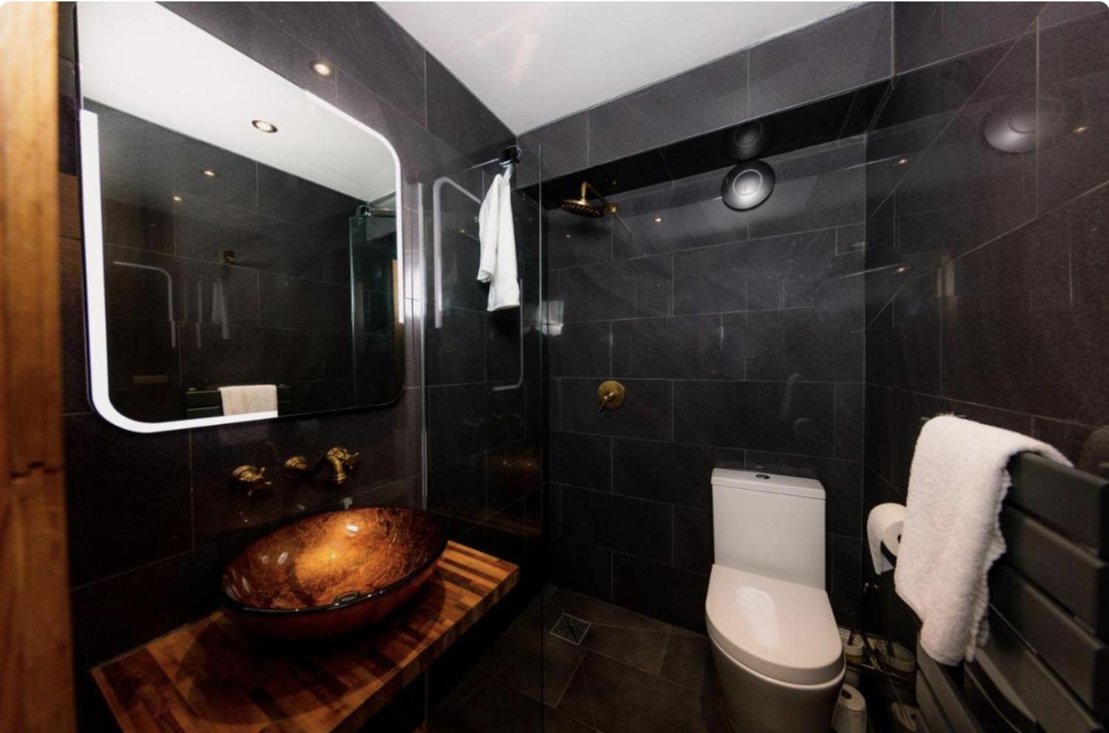 Superb Luxury Apartment By Canal - Central Edinburgh Kültér fotó