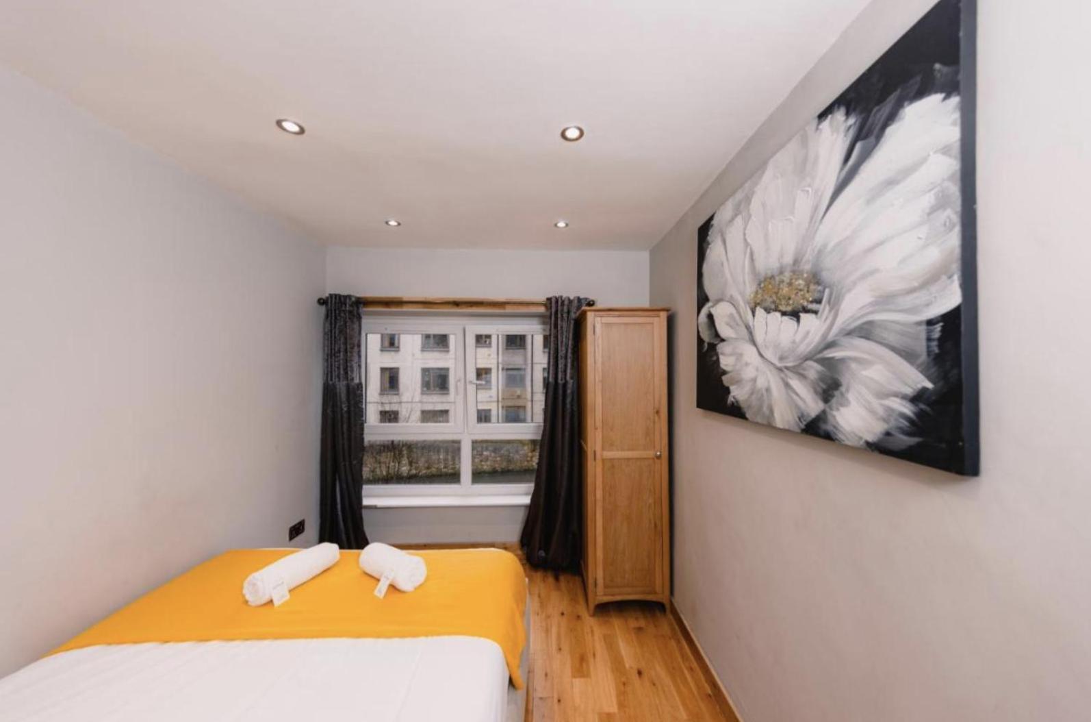 Superb Luxury Apartment By Canal - Central Edinburgh Kültér fotó