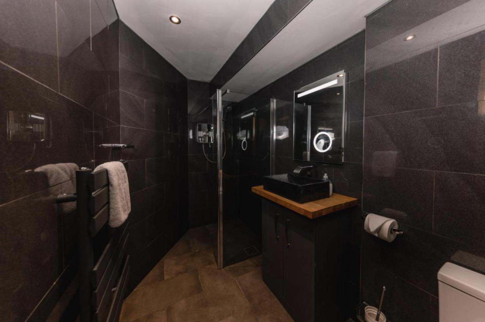 Superb Luxury Apartment By Canal - Central Edinburgh Kültér fotó